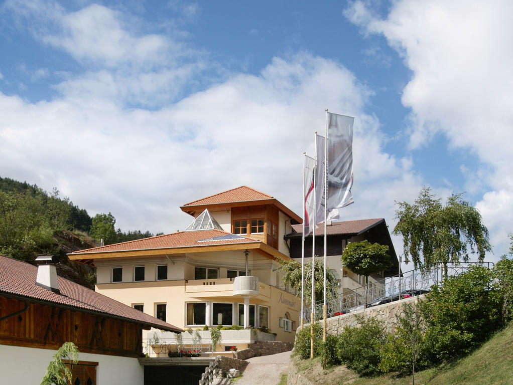 Hotel Klammwirt Фельдтурнс Экстерьер фото